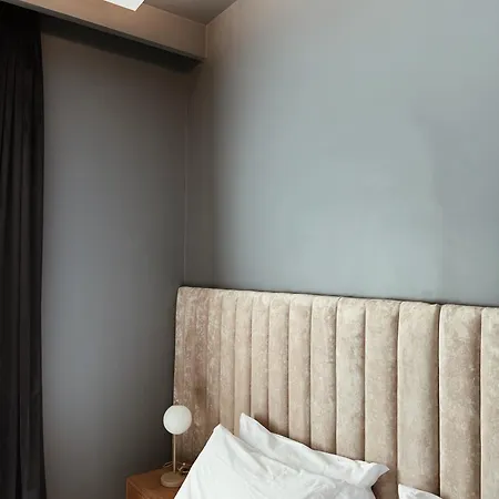 Residenza Imperiale - Trevi 4*