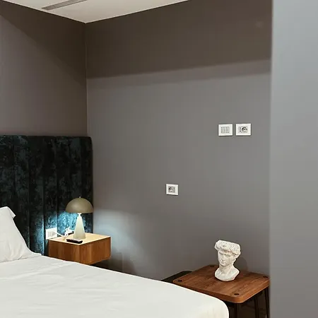 Residenza Imperiale - Trevi 4* Rzym