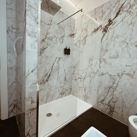 Residenza Imperiale - Trevi 4* Rzym