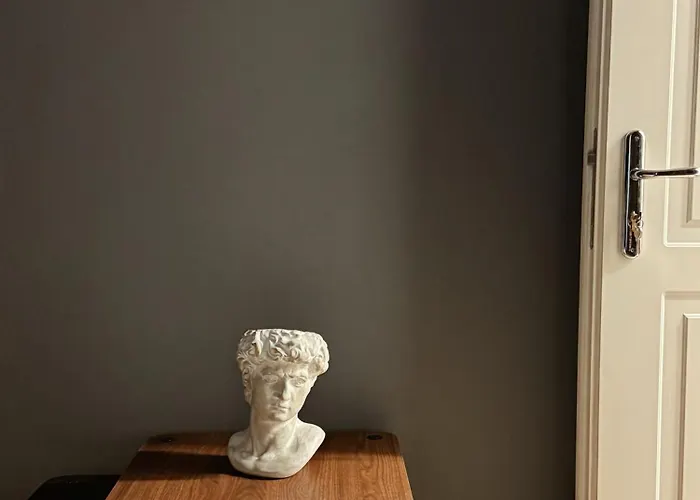 בית הארחה Residenza Imperiale - Trevi 4*