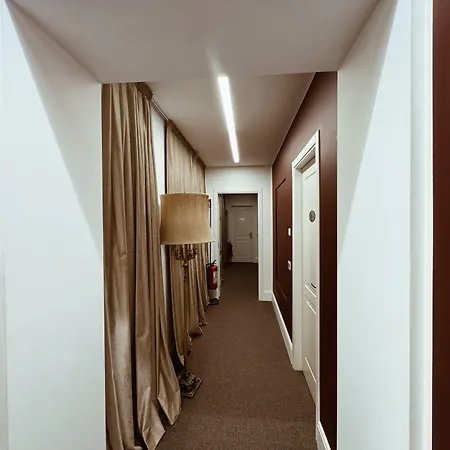 Residenza Imperiale - Trevi 4* Rom